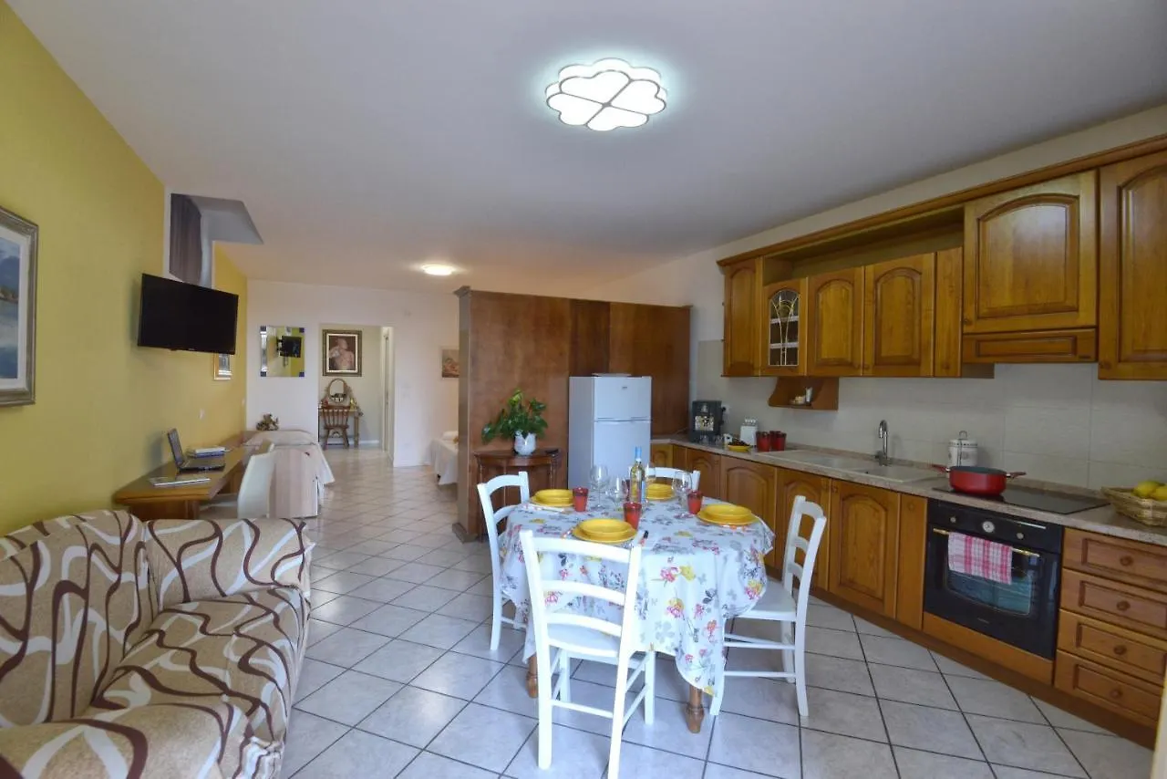 Antiche Mura Casa Vacanze Puegnago del Garda