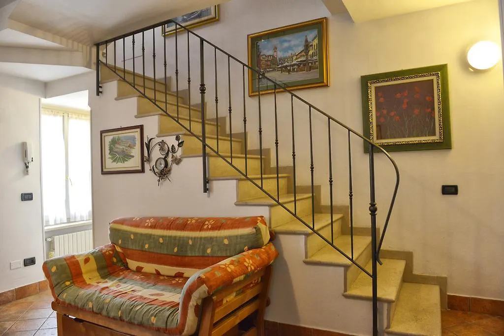 Antiche Mura Casa Vacanze Puegnago del Garda