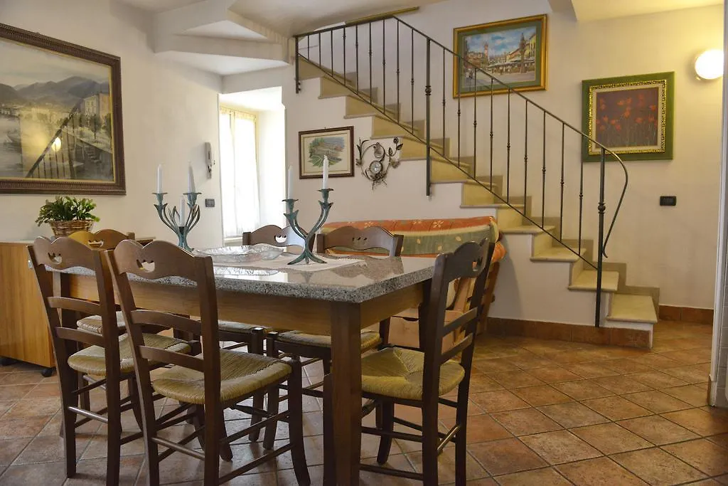 Appartamento Antiche Mura Casa Vacanze Puegnago del Garda
