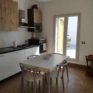 Casa Vacanze Raggio Di Sole , Marsala Italia